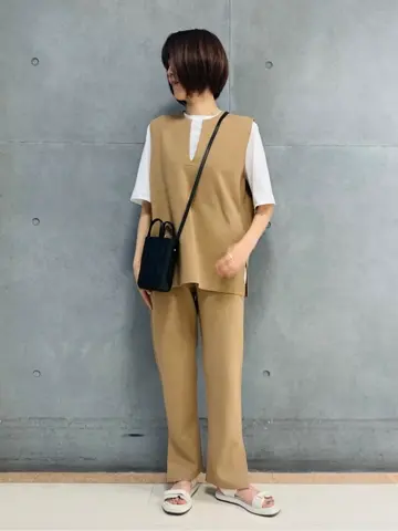 23区 スタッフ  コーディネート画像