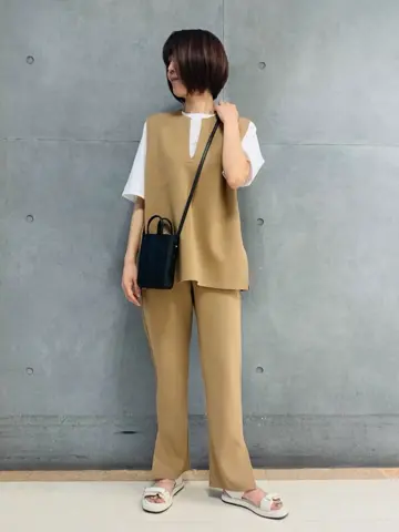 23区 スタッフ  コーディネート画像