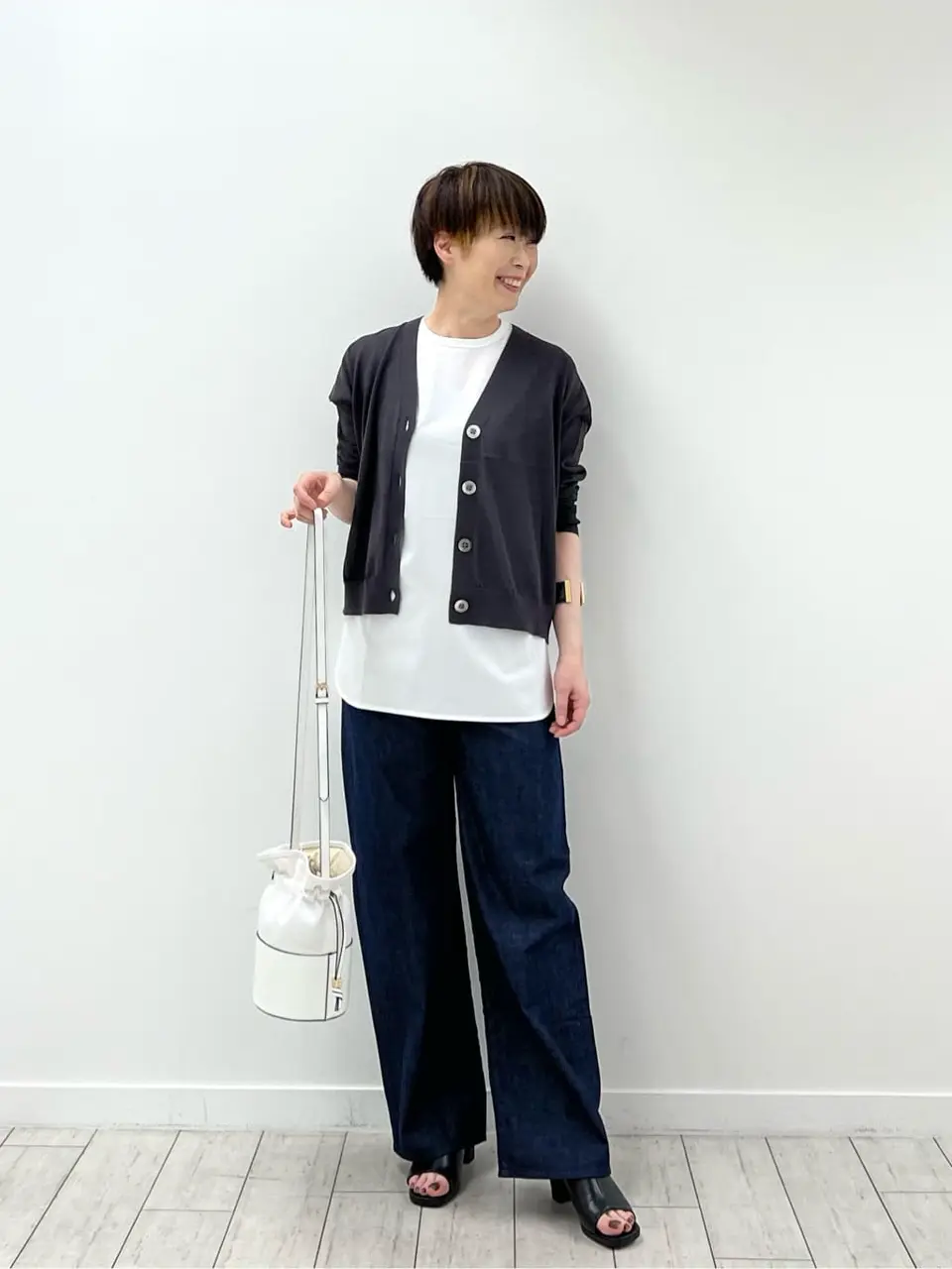 23区 岩舘 コーディネート画像