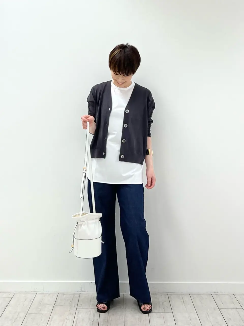 23区 岩舘 コーディネート画像