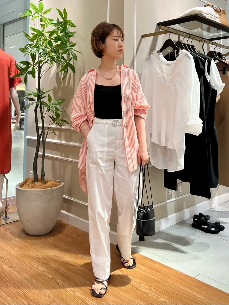 23区 伊藤 コーディネート画像