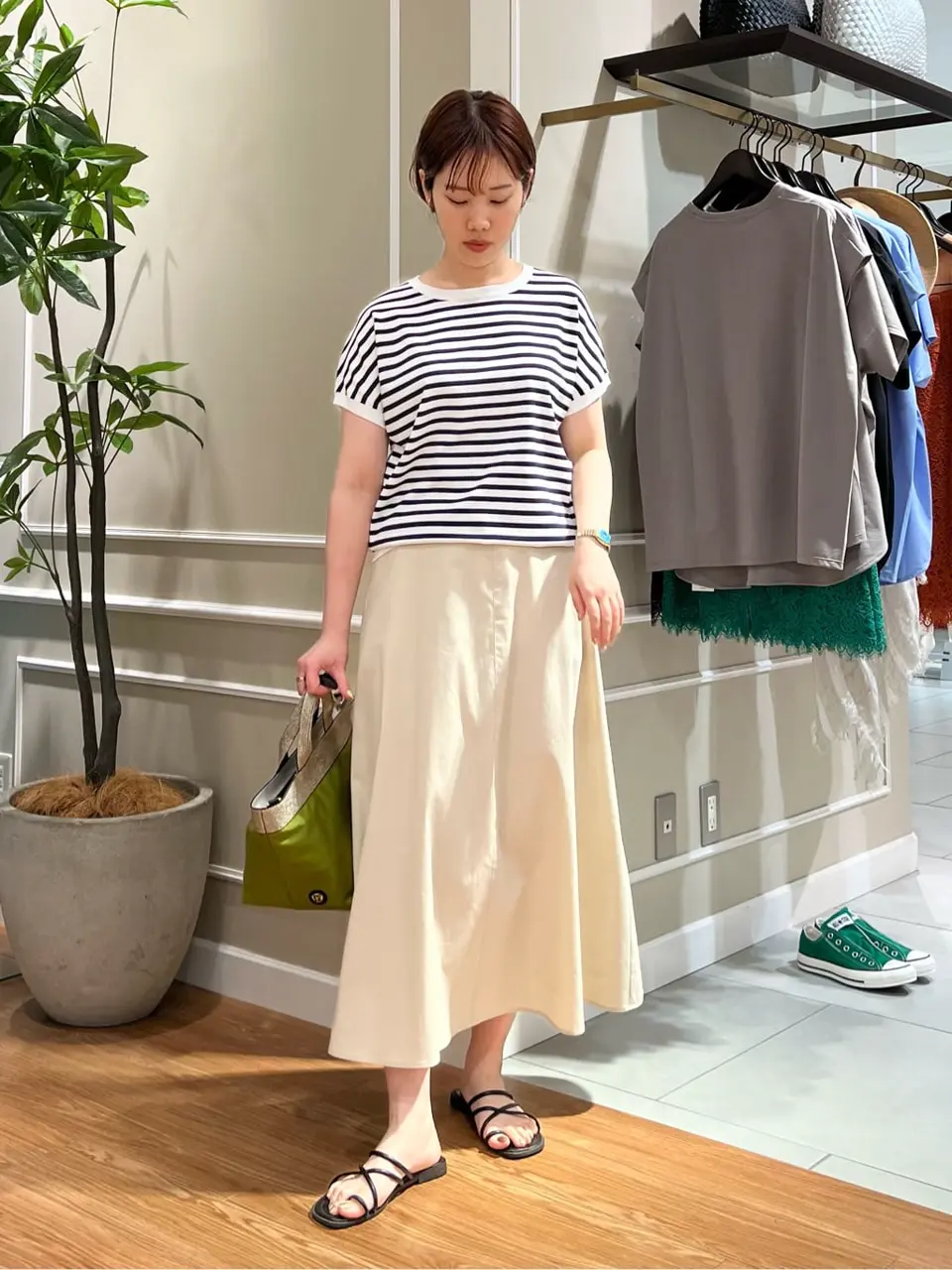 23区 伊藤 コーディネート画像