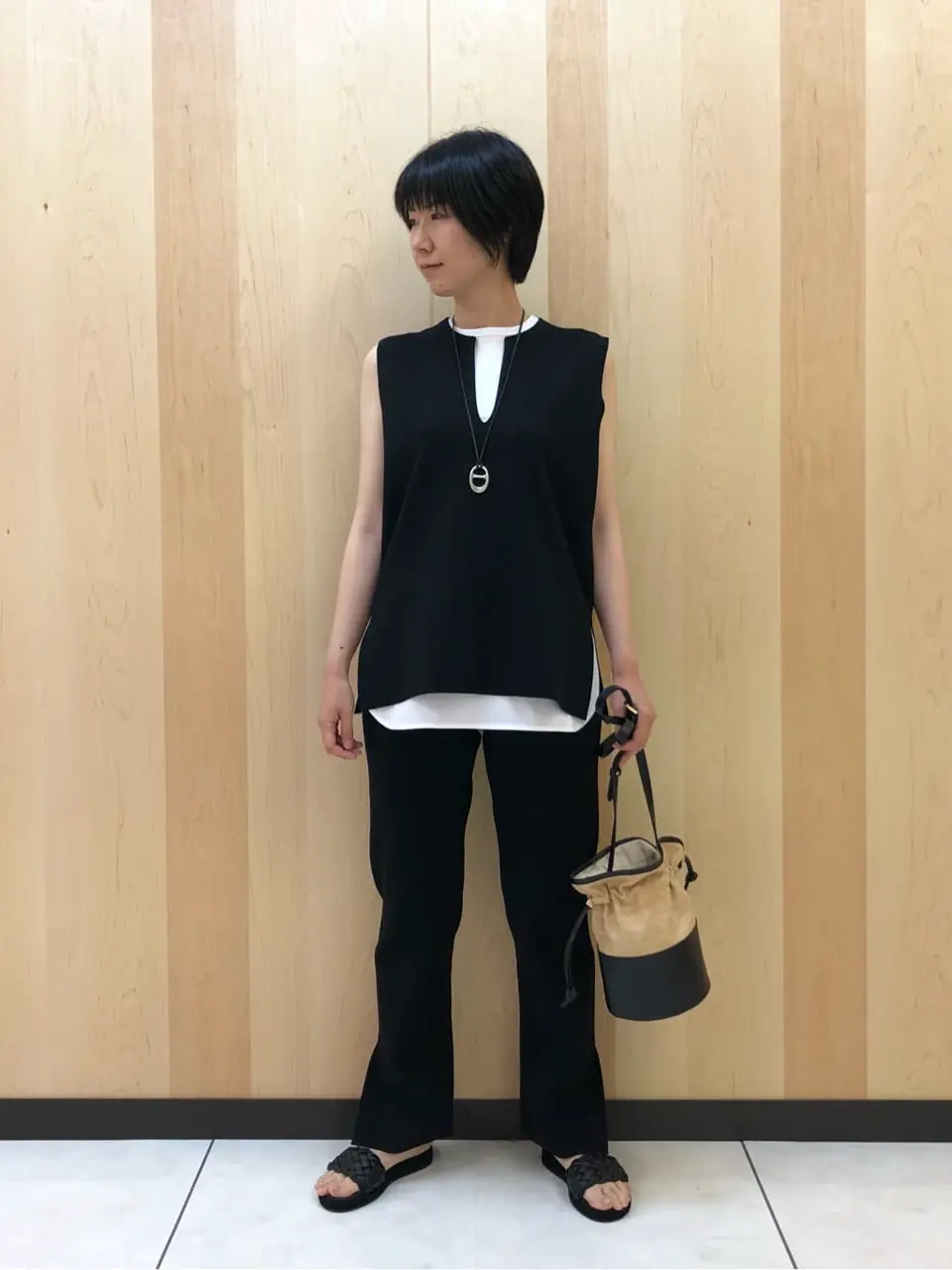  スタッフ コーディネート画像