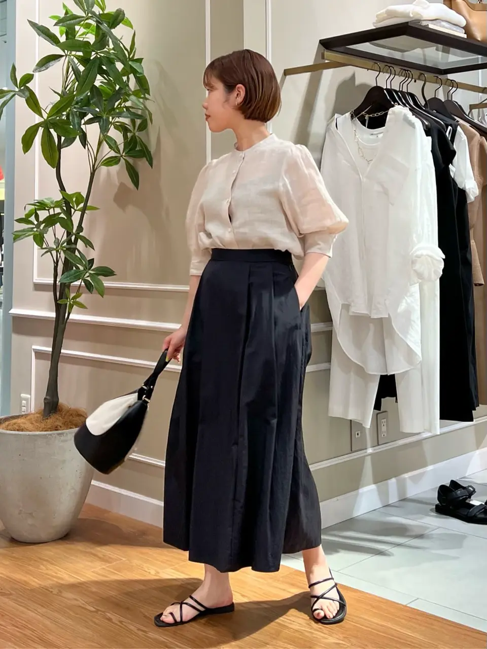 23区 伊藤 コーディネート画像