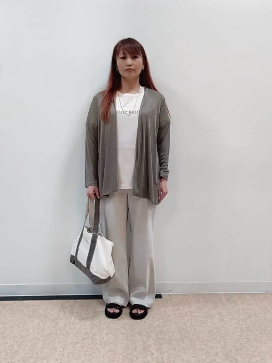  スタッフ コーディネート画像