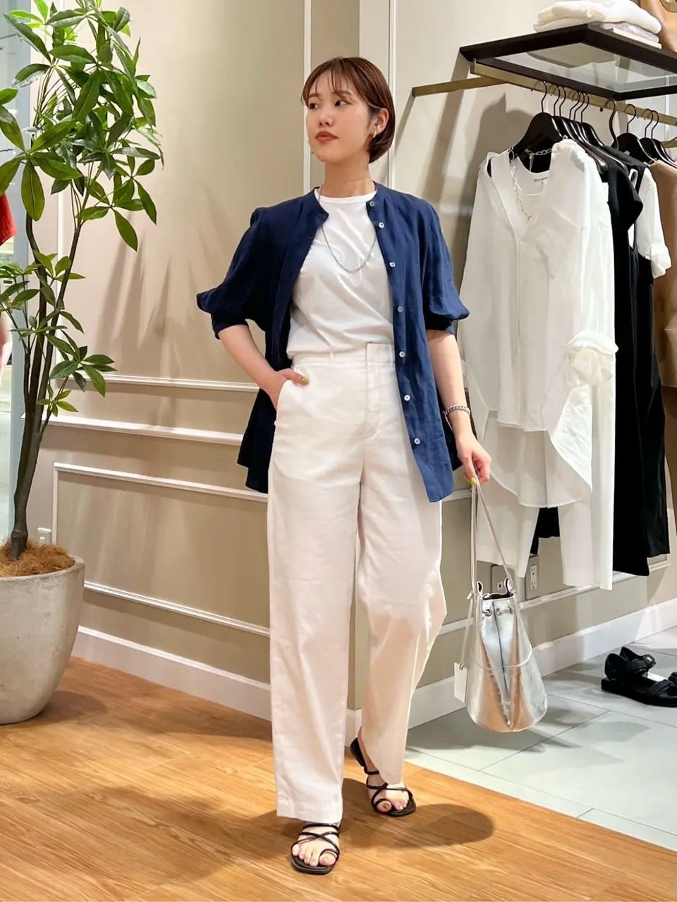 23区 伊藤 コーディネート画像