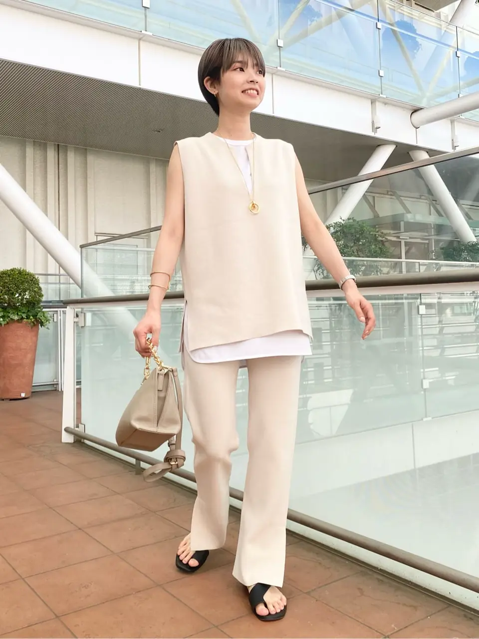  スタッフ コーディネート画像