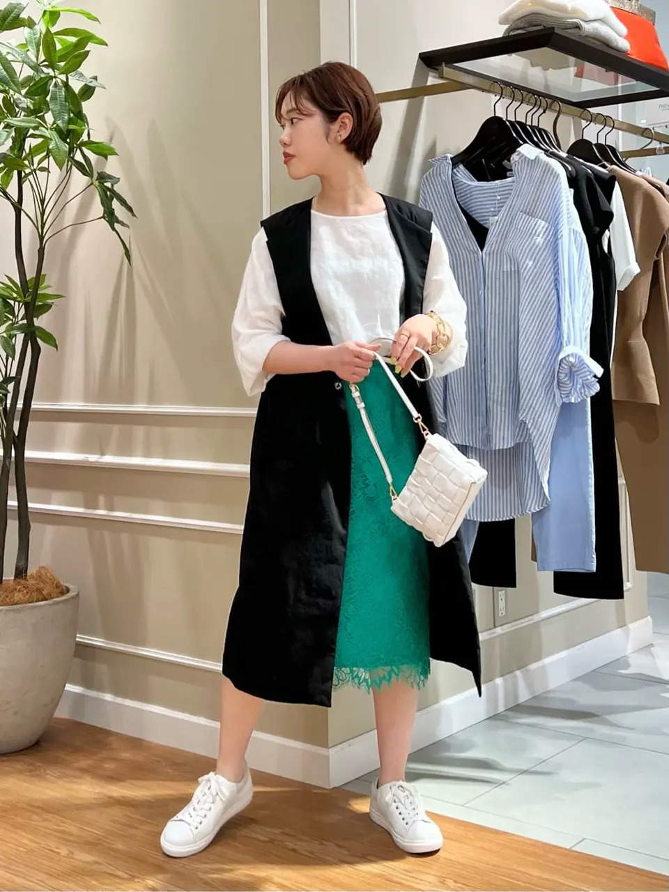 23区 伊藤 コーディネート画像