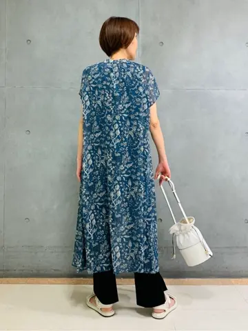 23区 スタッフ  コーディネート画像