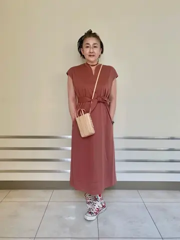 23区 塩谷美喜 コーディネート画像