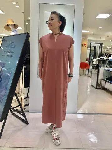 23区 塩谷美喜 コーディネート画像