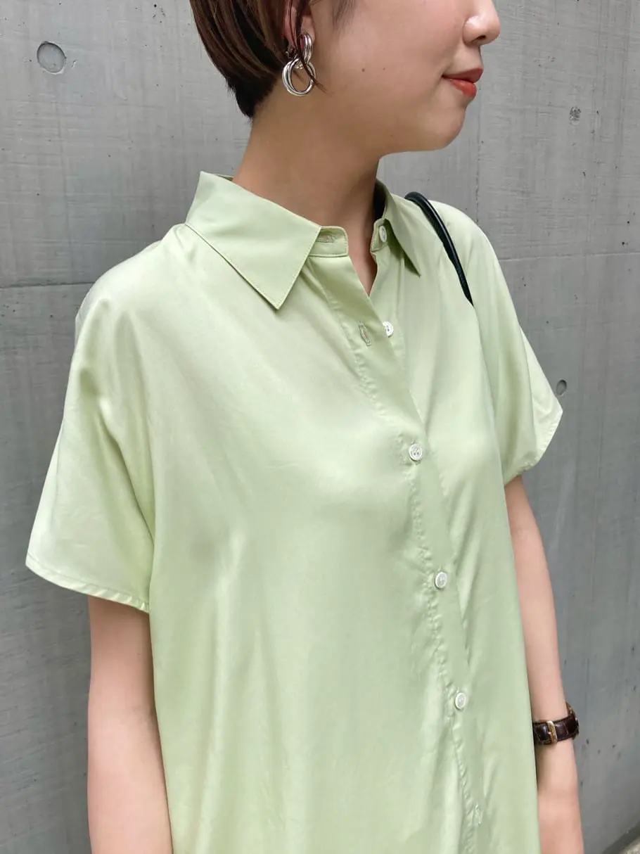 23区 秋葉 コーディネート画像