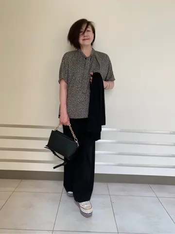 23区 塩谷美喜 コーディネート画像