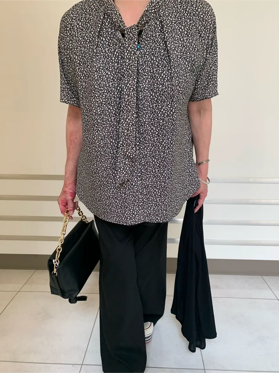 23区 塩谷美喜 コーディネート画像