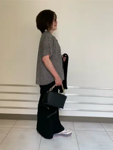 23区 塩谷美喜 コーディネート画像