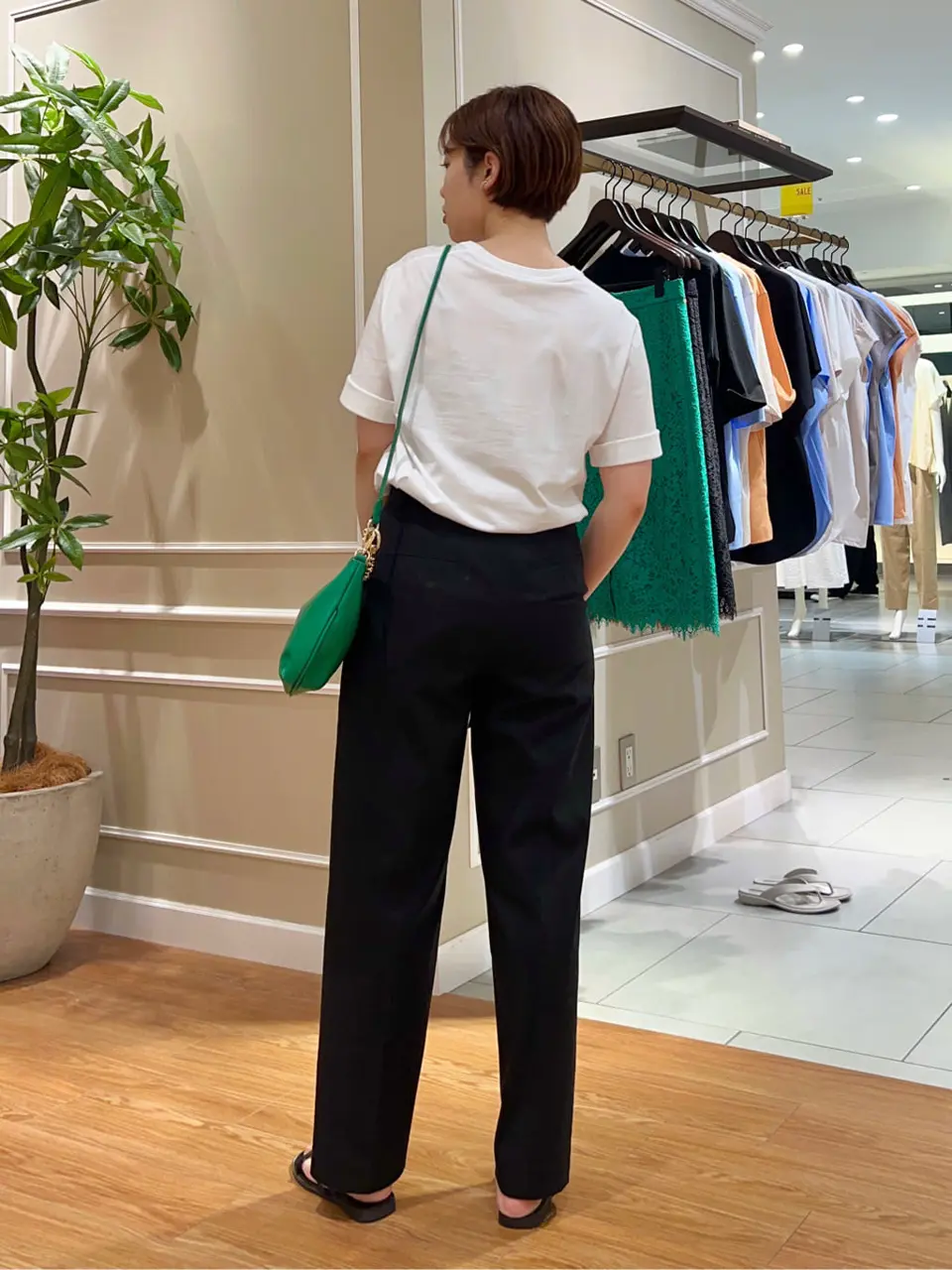 23区 伊藤 コーディネート画像