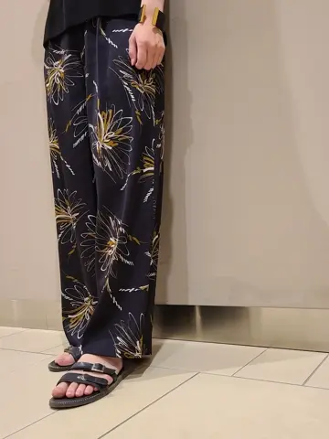 23区 スタッフ. コーディネート画像