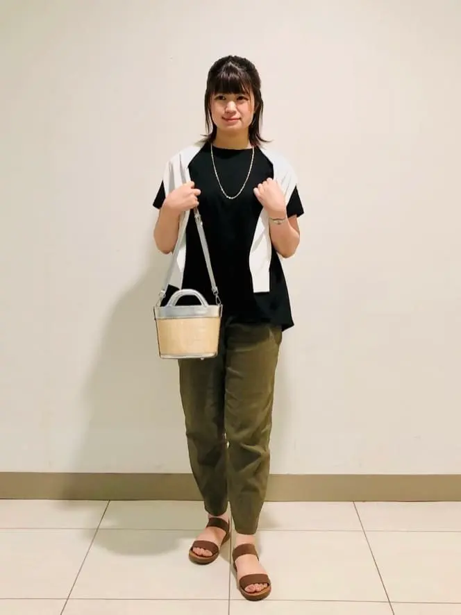  スタッフ コーディネート画像