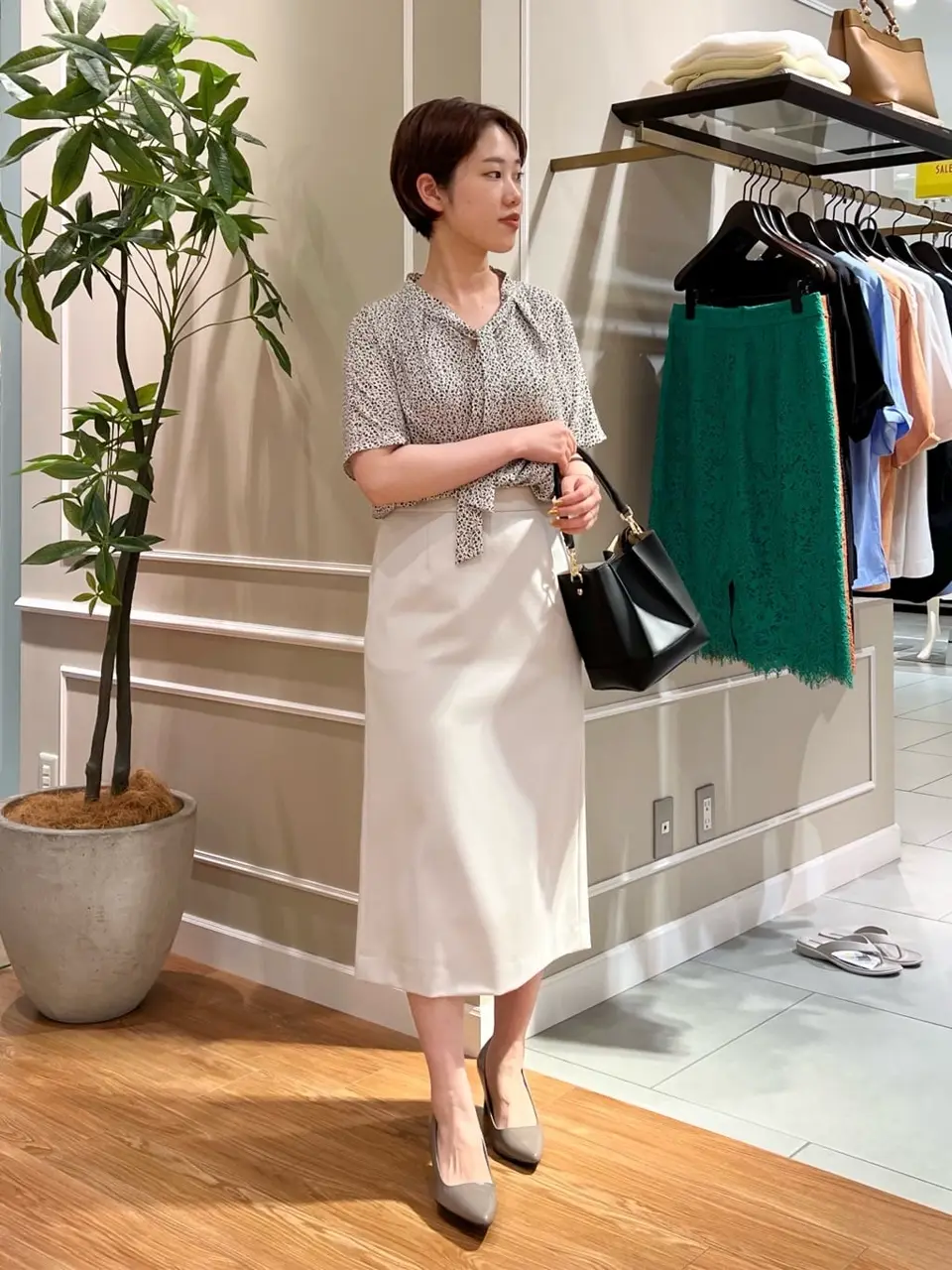 23区 伊藤 コーディネート画像