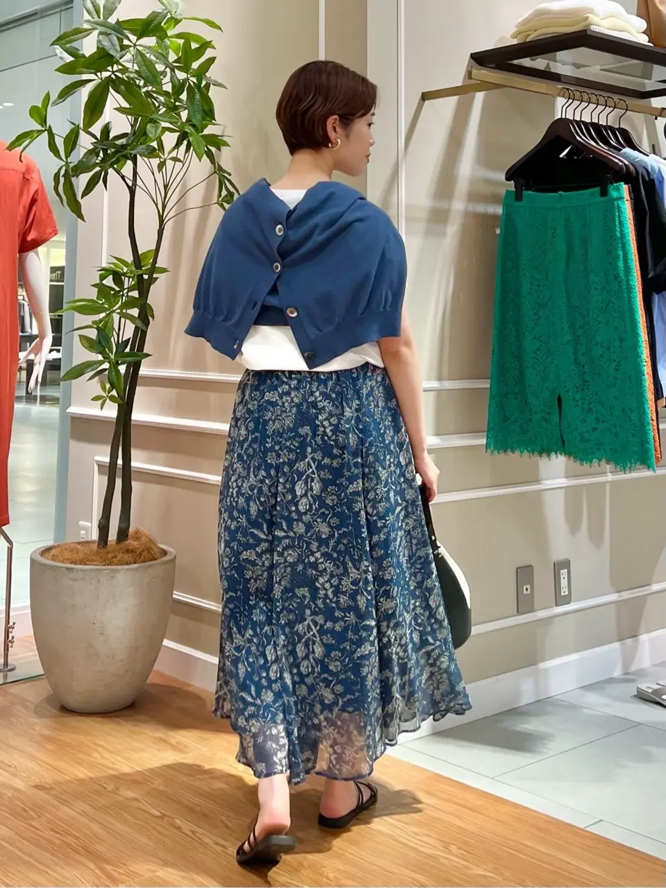 23区 伊藤 コーディネート画像