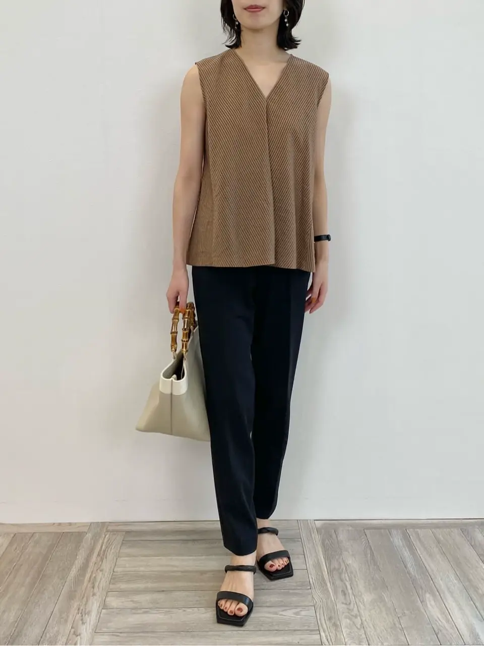 23区 板垣 コーディネート画像