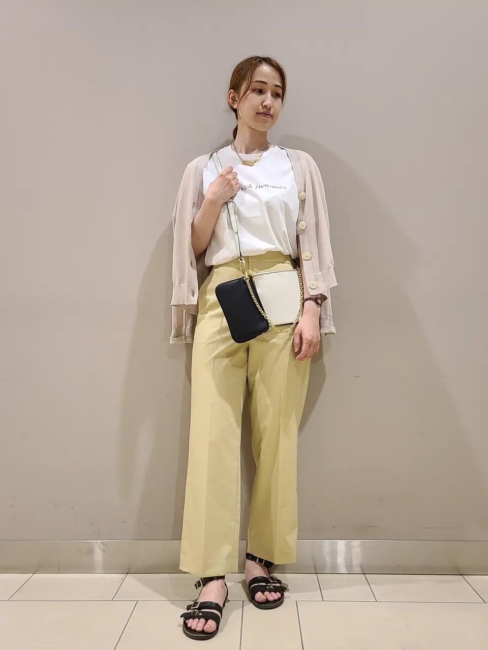 23区 スタッフ. コーディネート画像