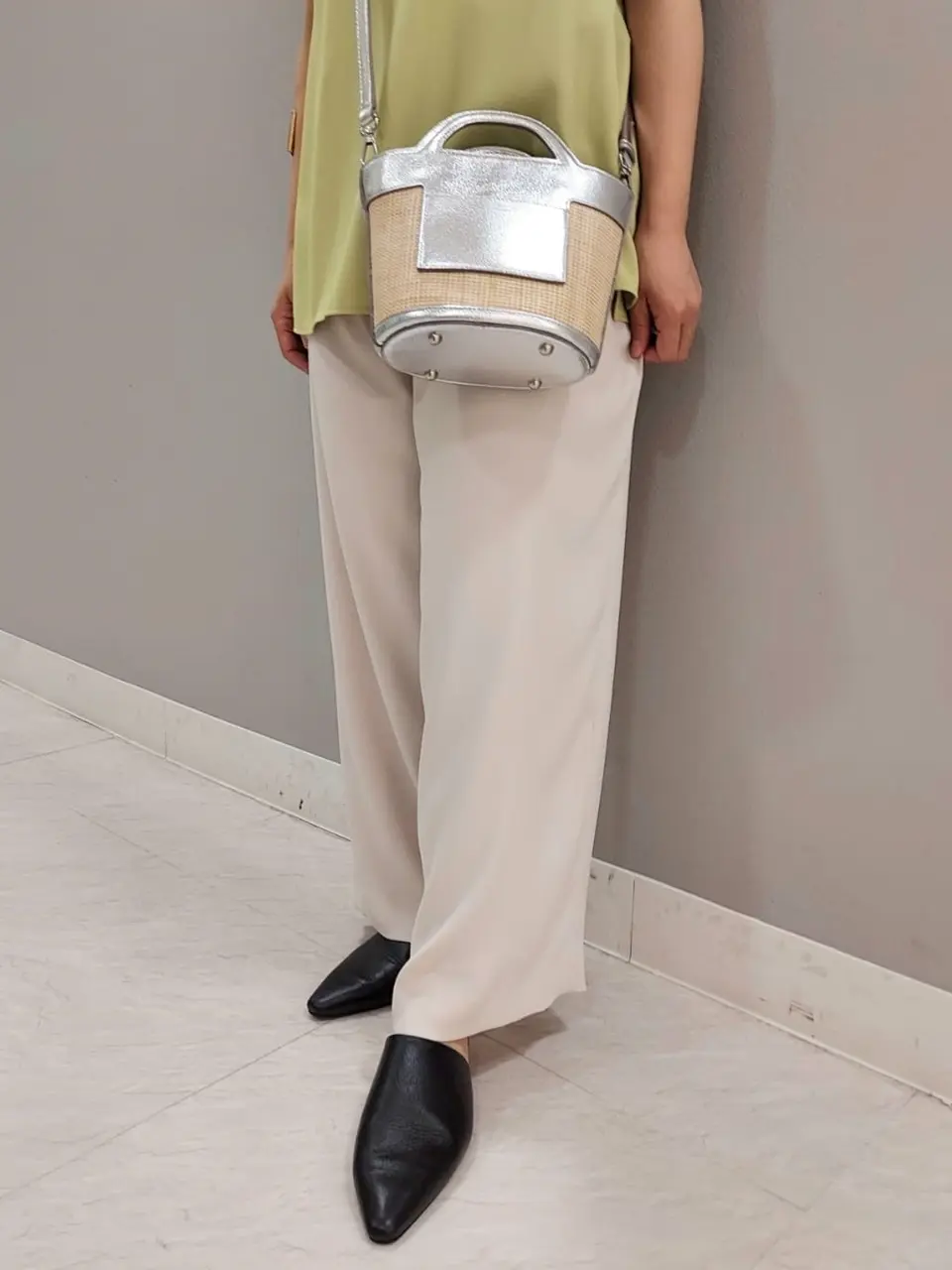 23区 阿多 コーディネート画像