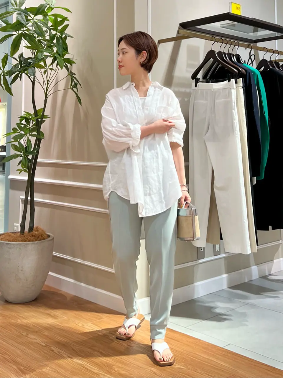 23区 伊藤 コーディネート画像