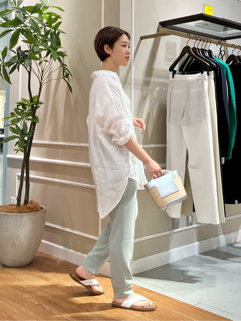 23区 伊藤 コーディネート画像