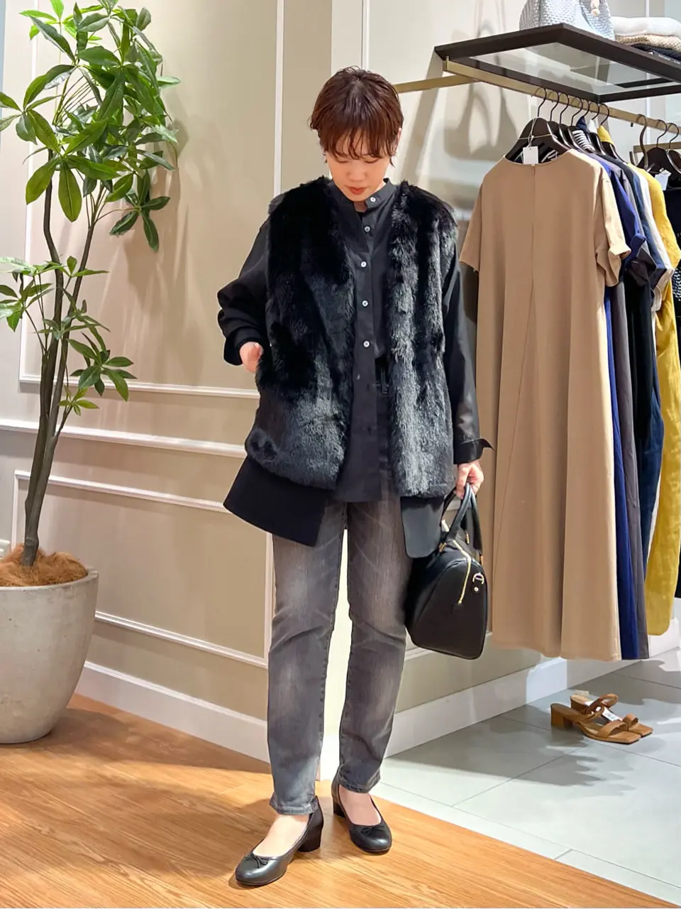 23区 伊藤 コーディネート画像