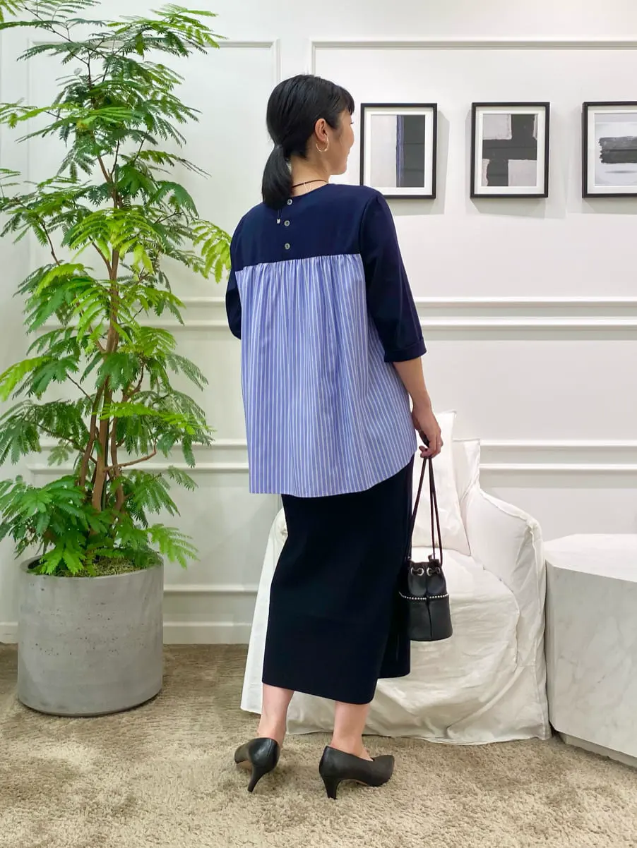 23区 岡本 コーディネート画像