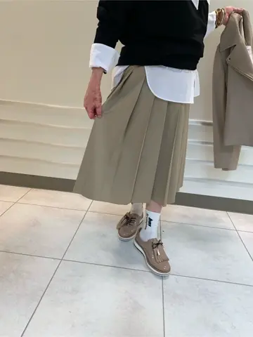 23区 塩谷美喜 コーディネート画像