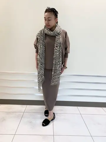 23区 塩谷美喜 コーディネート画像