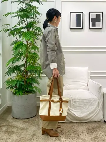 23区 岡本 コーディネート画像