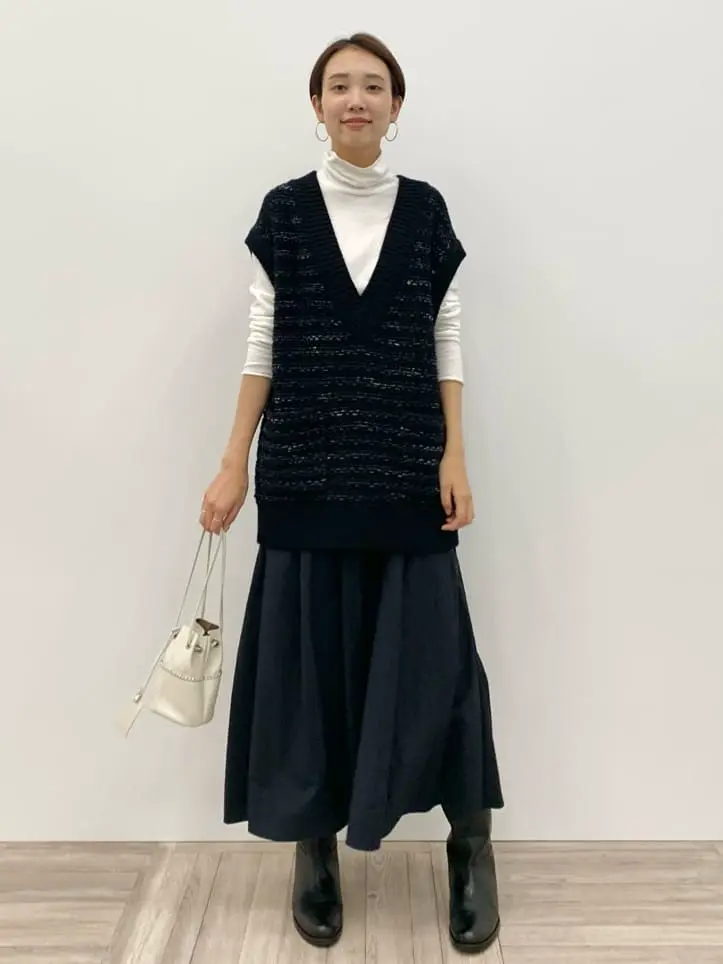 23区 秋葉 コーディネート画像