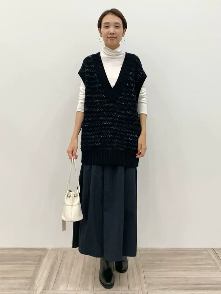 23区 秋葉 コーディネート画像