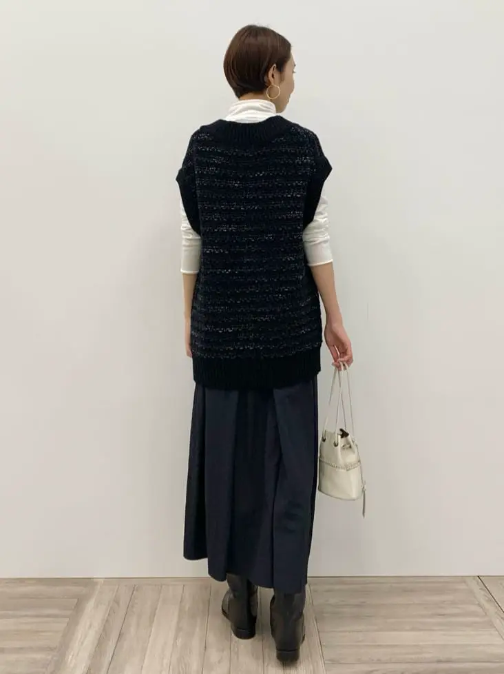 23区 秋葉 コーディネート画像