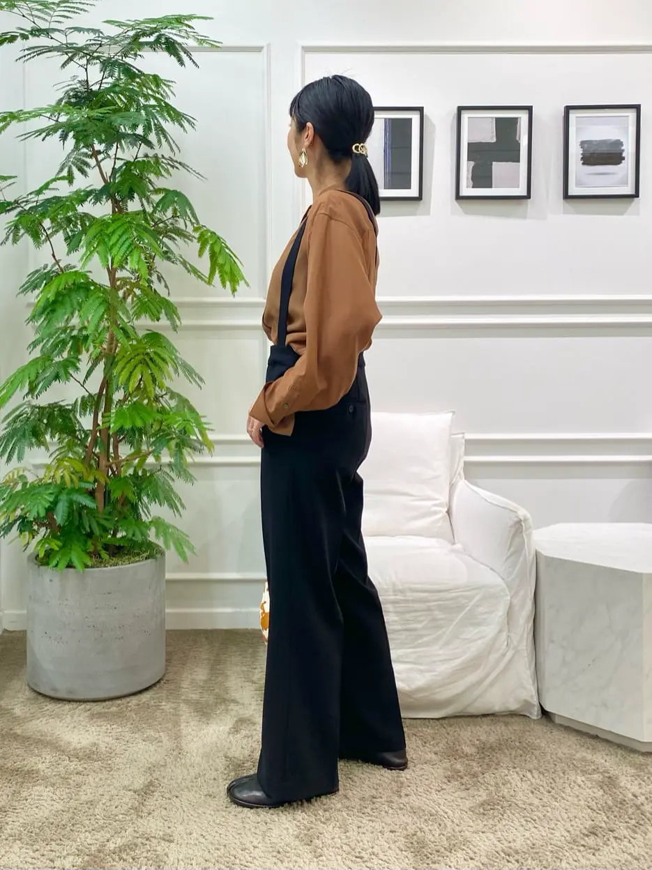 23区 岡本 コーディネート画像