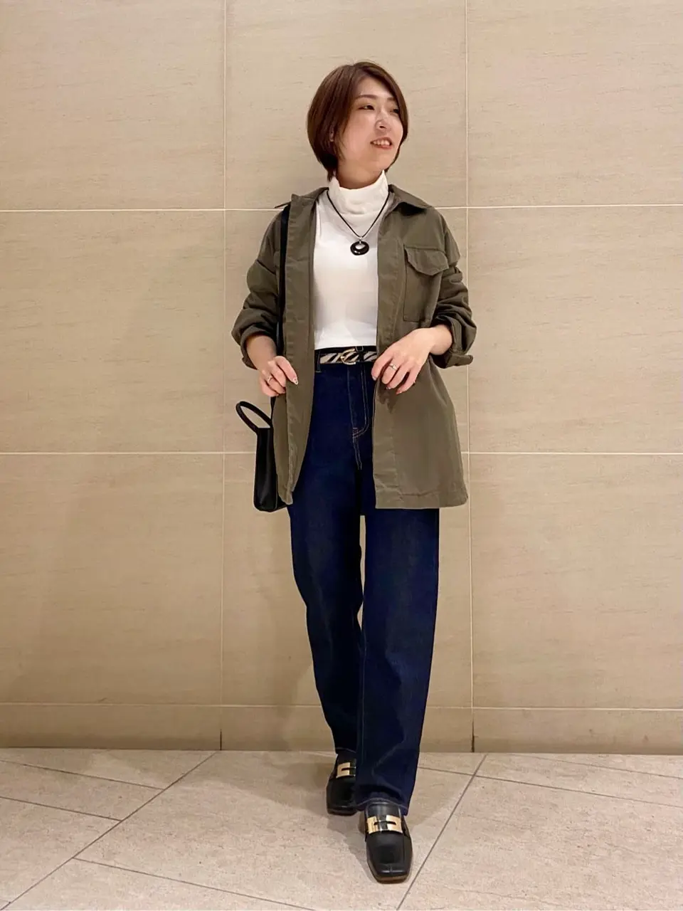  スタッフy コーディネート画像