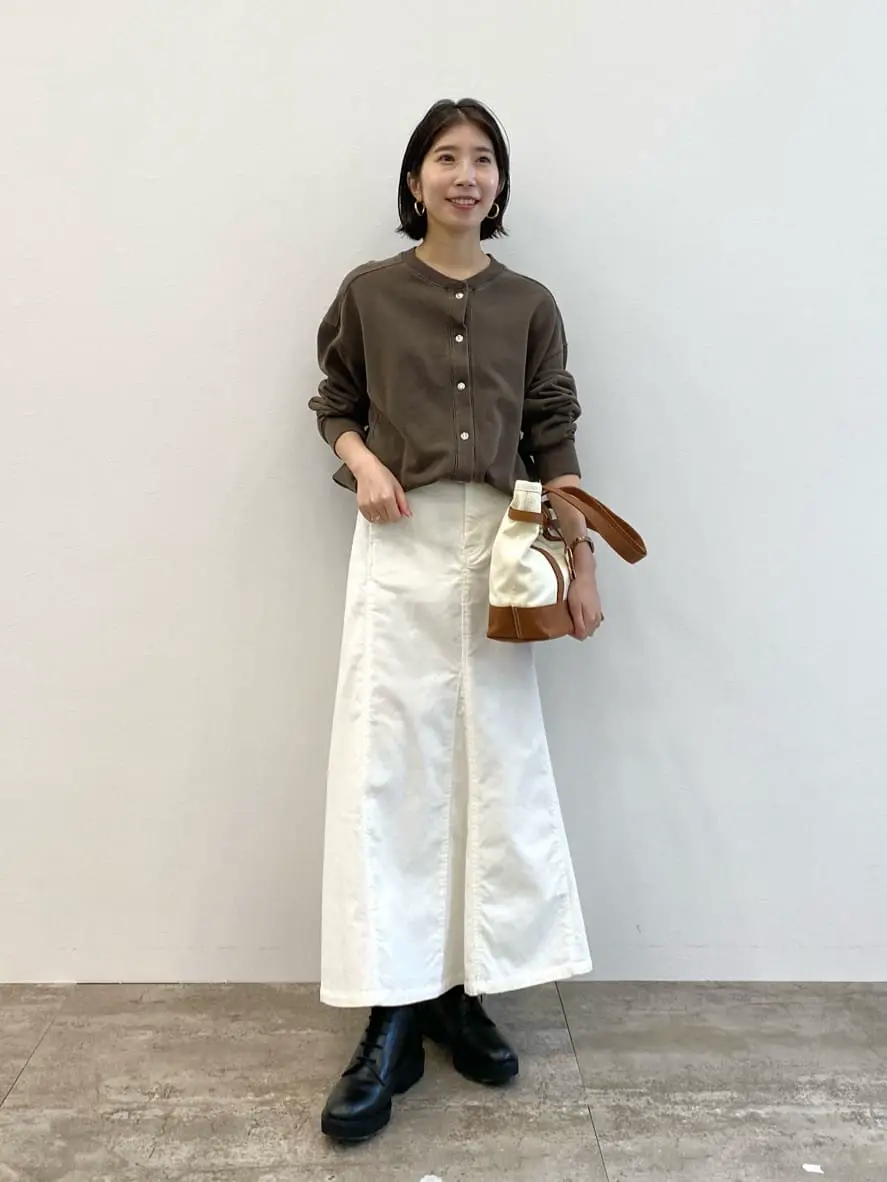 23区 板垣 コーディネート画像