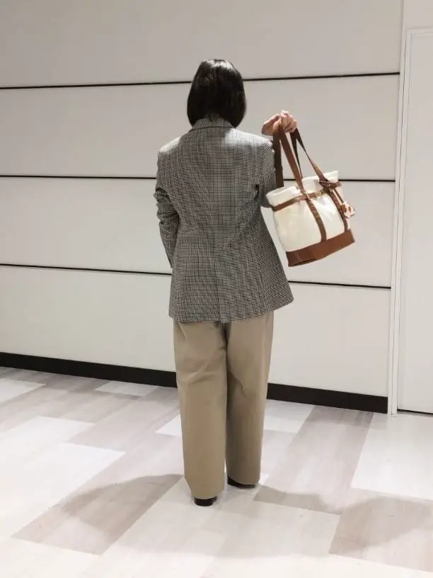 23区 高須 コーディネート画像