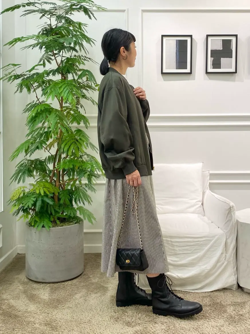 23区 岡本 コーディネート画像