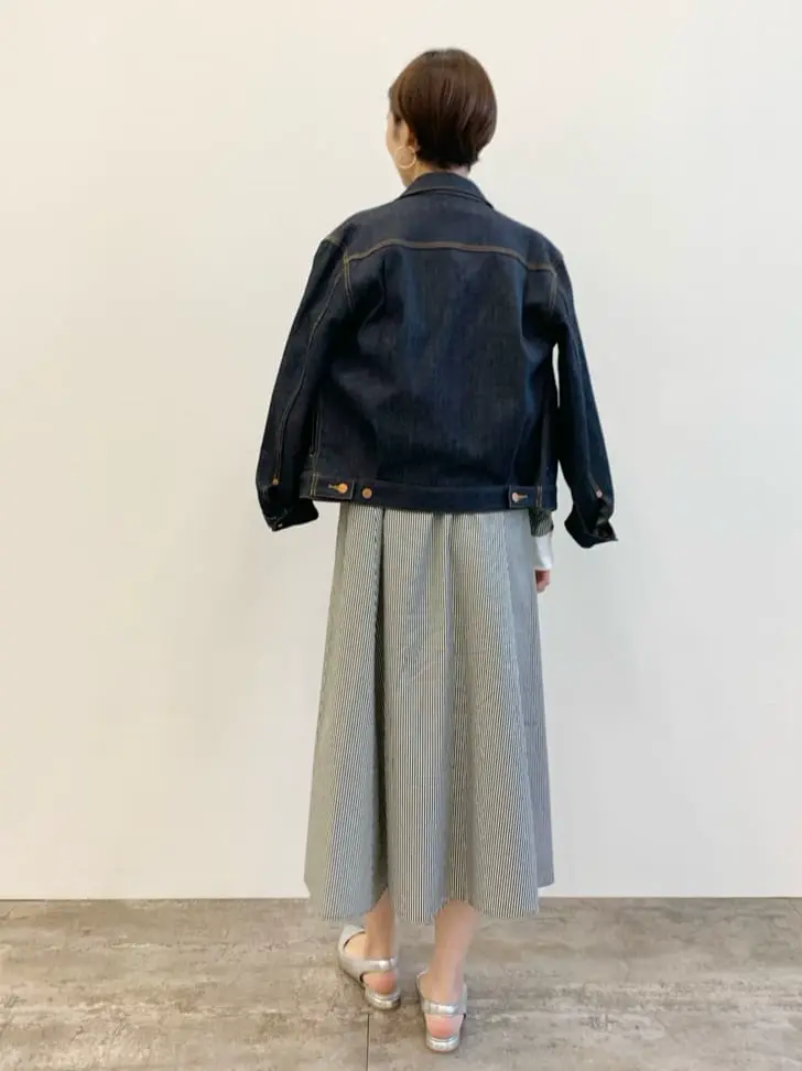 23区 秋葉 コーディネート画像