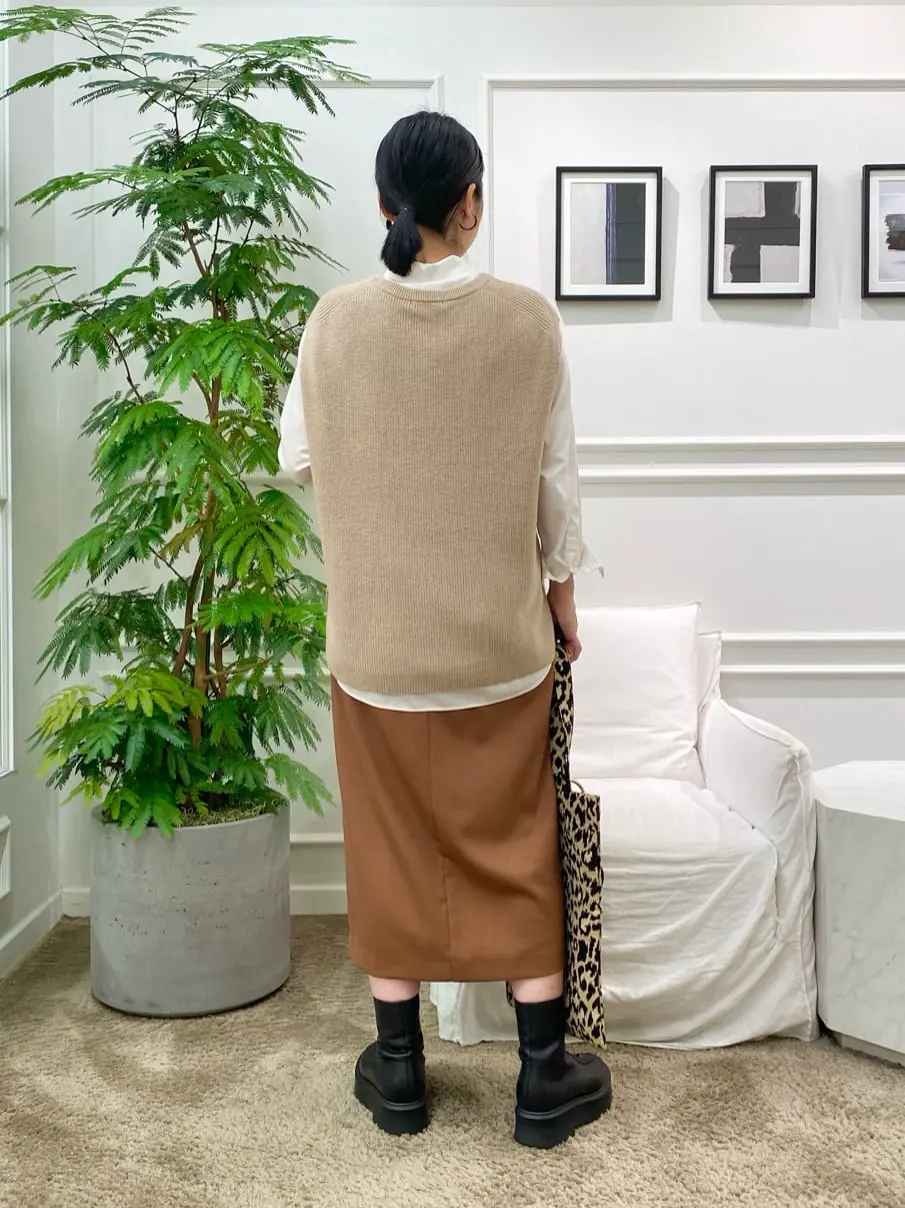 23区 岡本 コーディネート画像