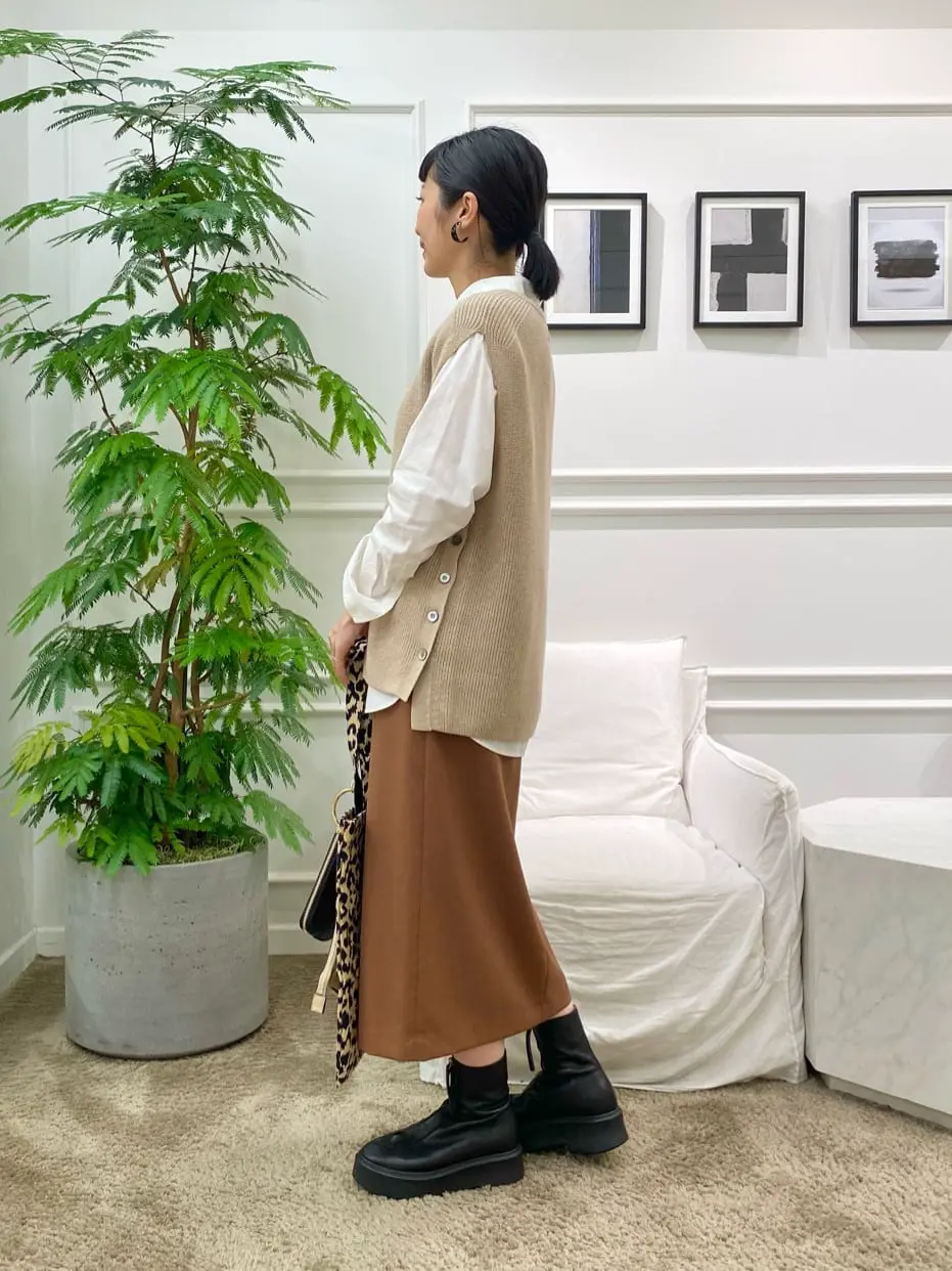 23区 岡本 コーディネート画像