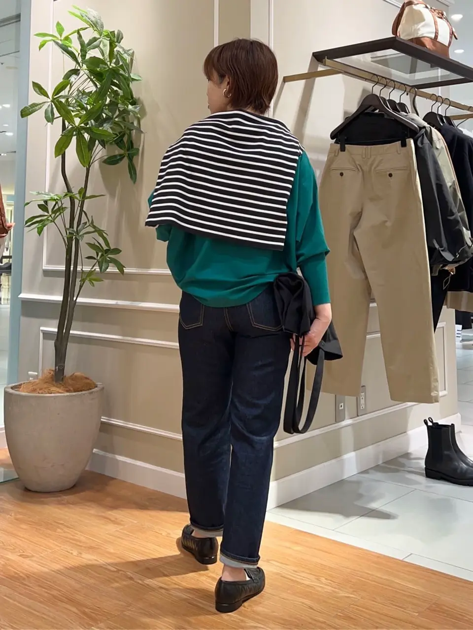 23区 伊藤 コーディネート画像