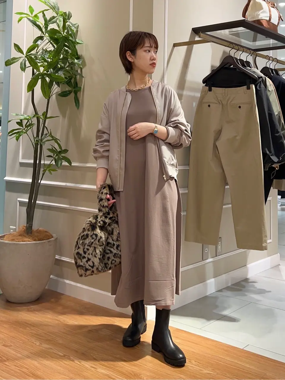 23区 伊藤 コーディネート画像