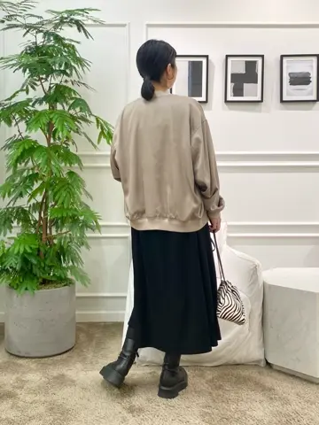 23区 岡本 コーディネート画像