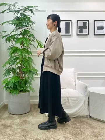 23区 岡本 コーディネート画像