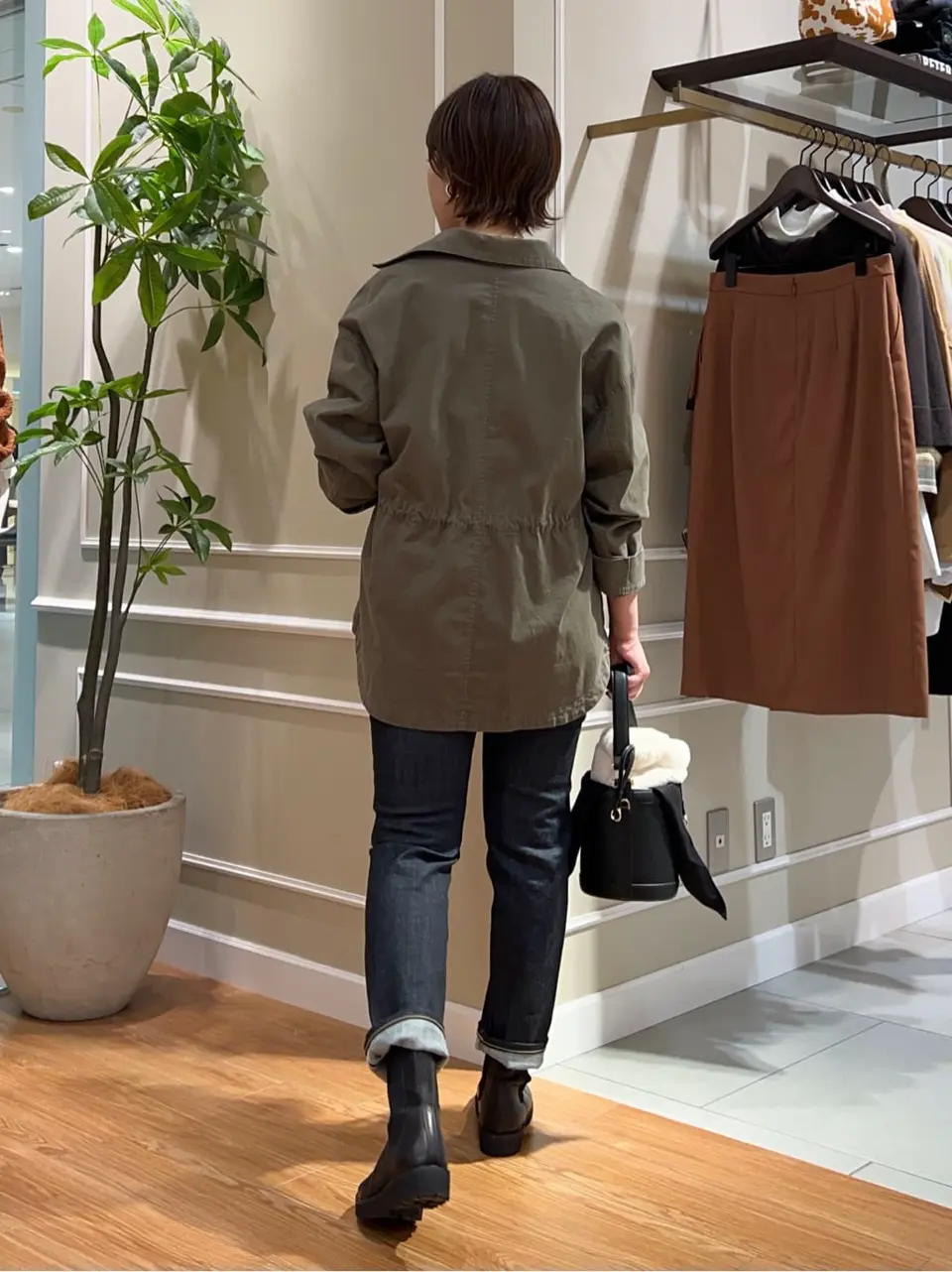 23区 伊藤 コーディネート画像